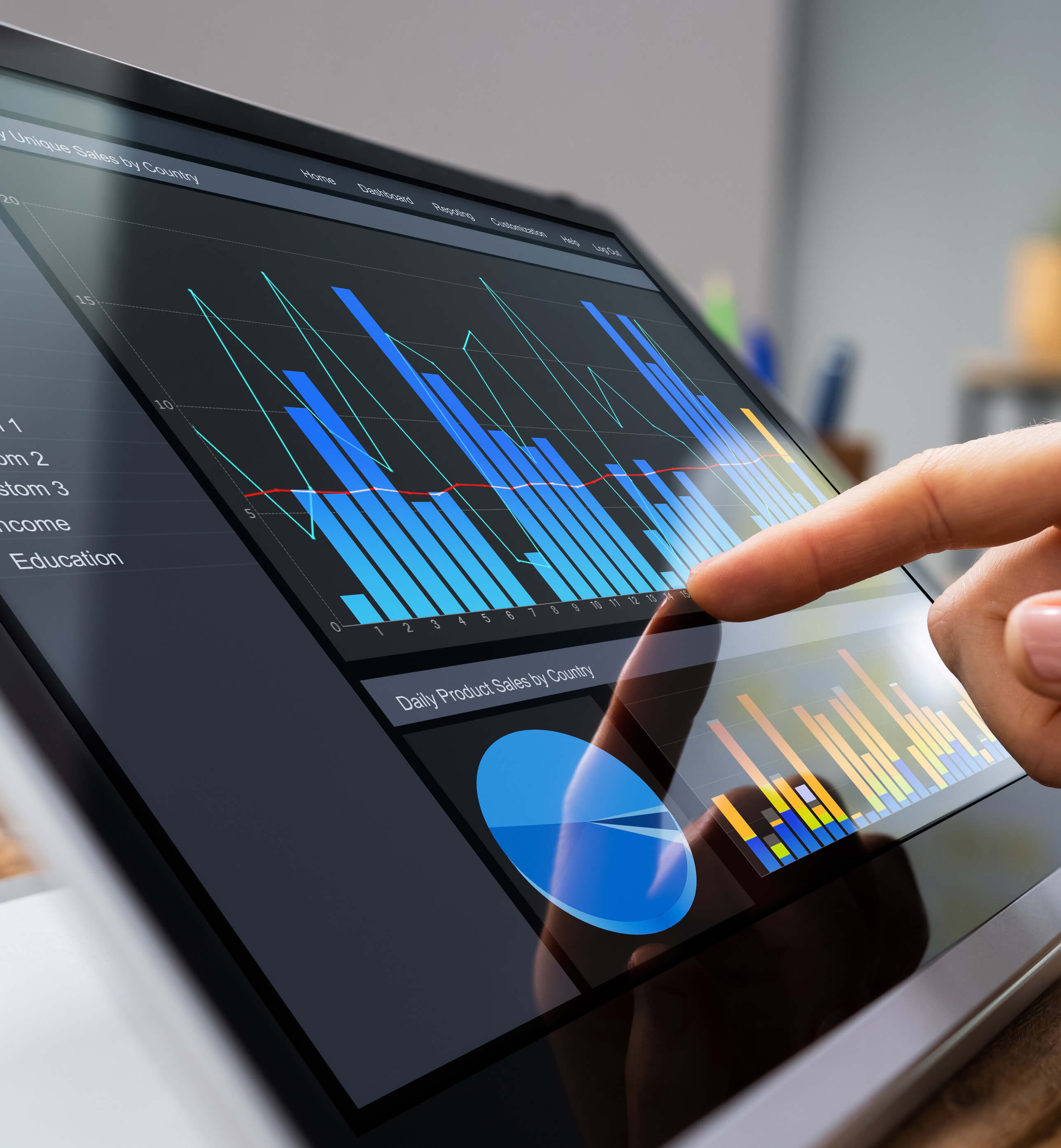 Cover image 43 for CMO Outlook: Guide to 2026